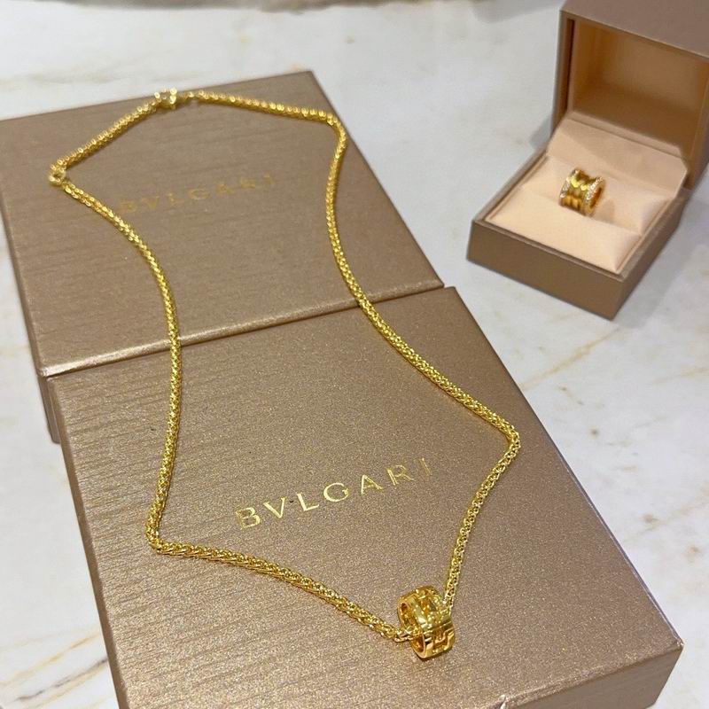 Bvlgari necklace 11yxx06