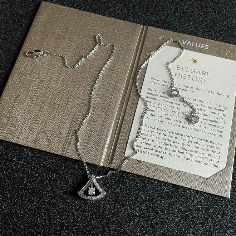 Bvlgari necklace 12lyh191