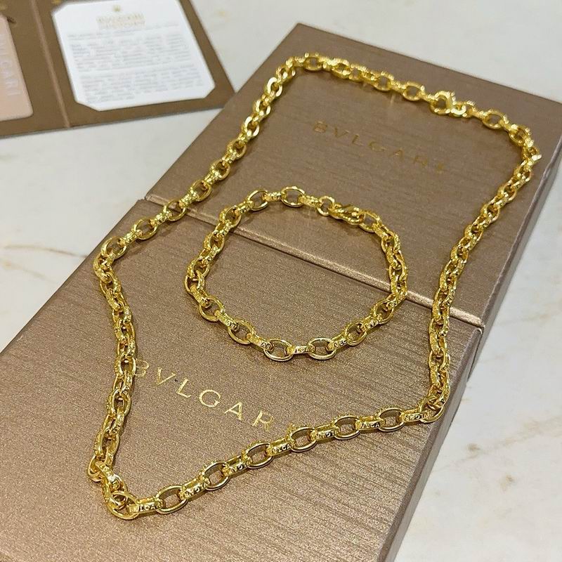 Bvlgari suits 11yxx01