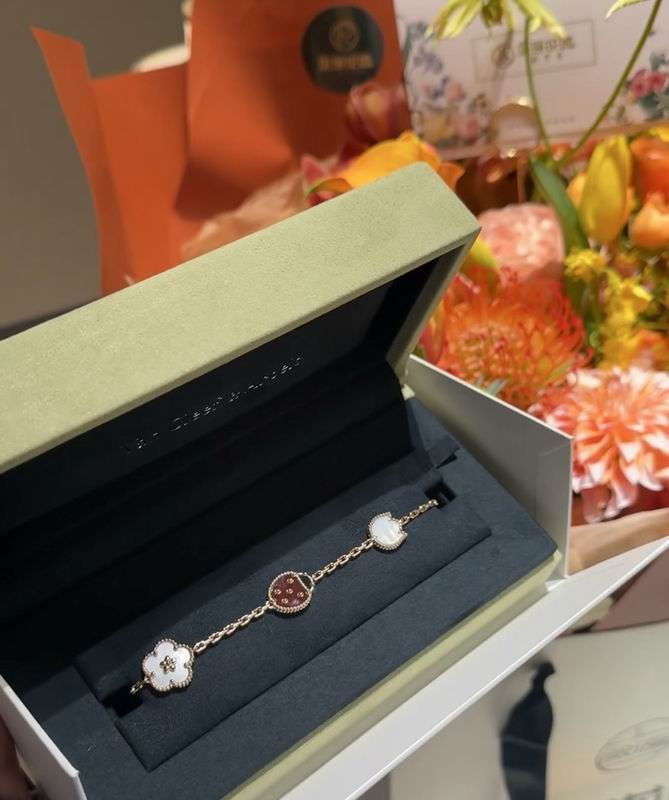 CK Bracelet 03yxs06