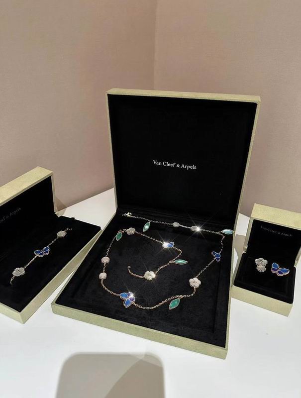 CK Suits 05yxs01