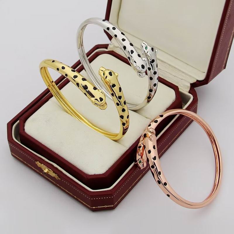 Cartier Bracelet 02yxs09