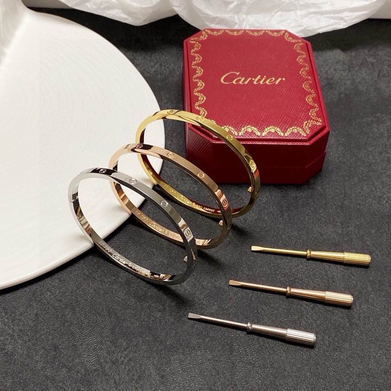 Cartier Bracelet 03yxs25