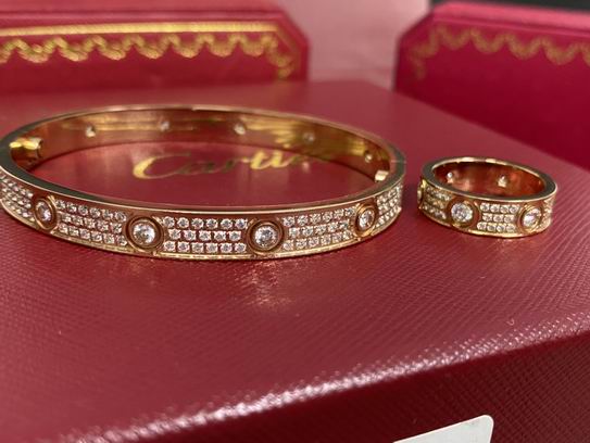 Cartier suits 11lyh31