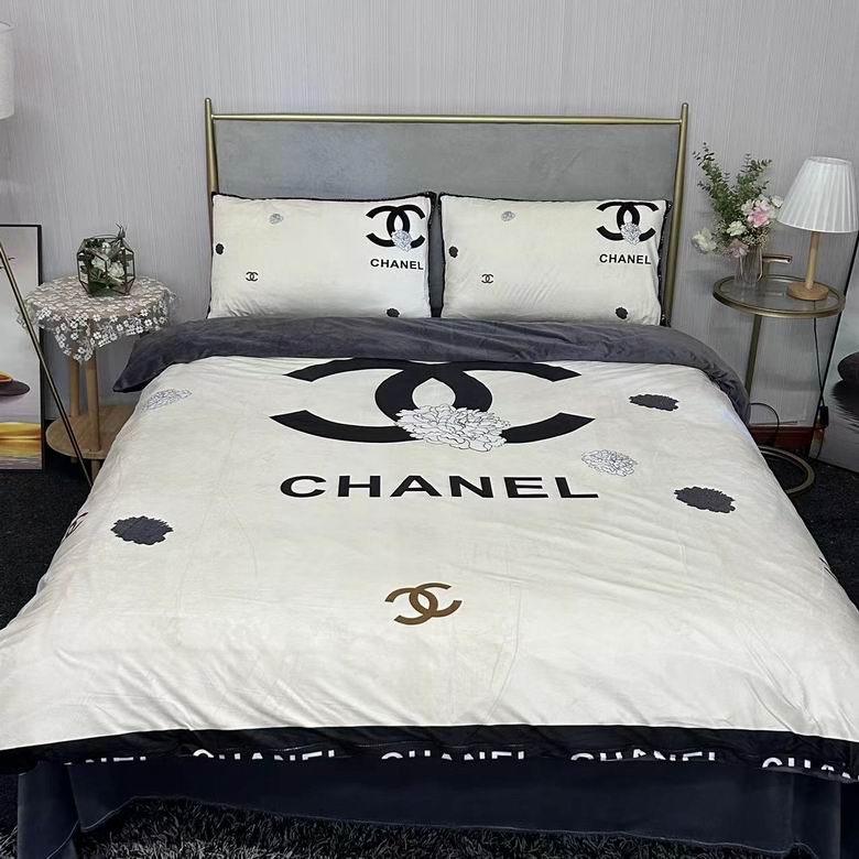 Chanel 2.0x2.3m 45