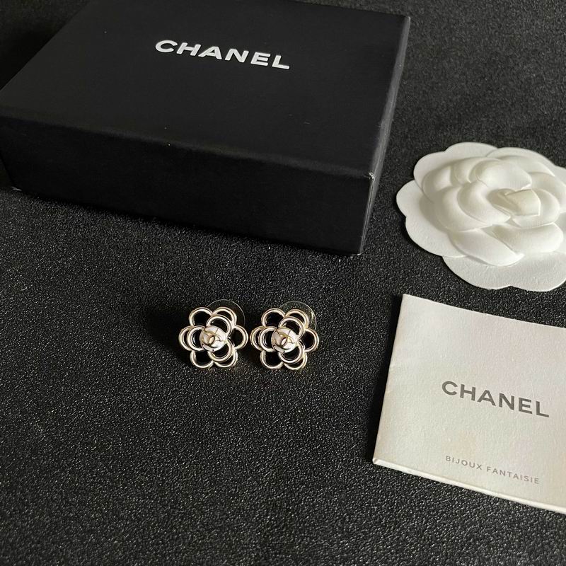 Chanel Earring 03yxs200