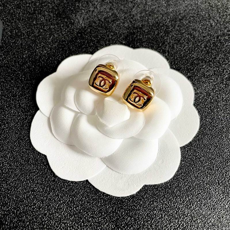 Chanel Earring 03yxs318