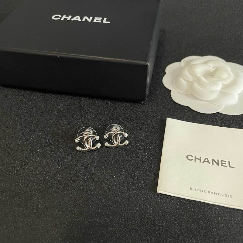 Chanel Earring 03yxs357