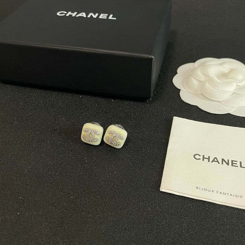 Chanel Earring 03yxs358