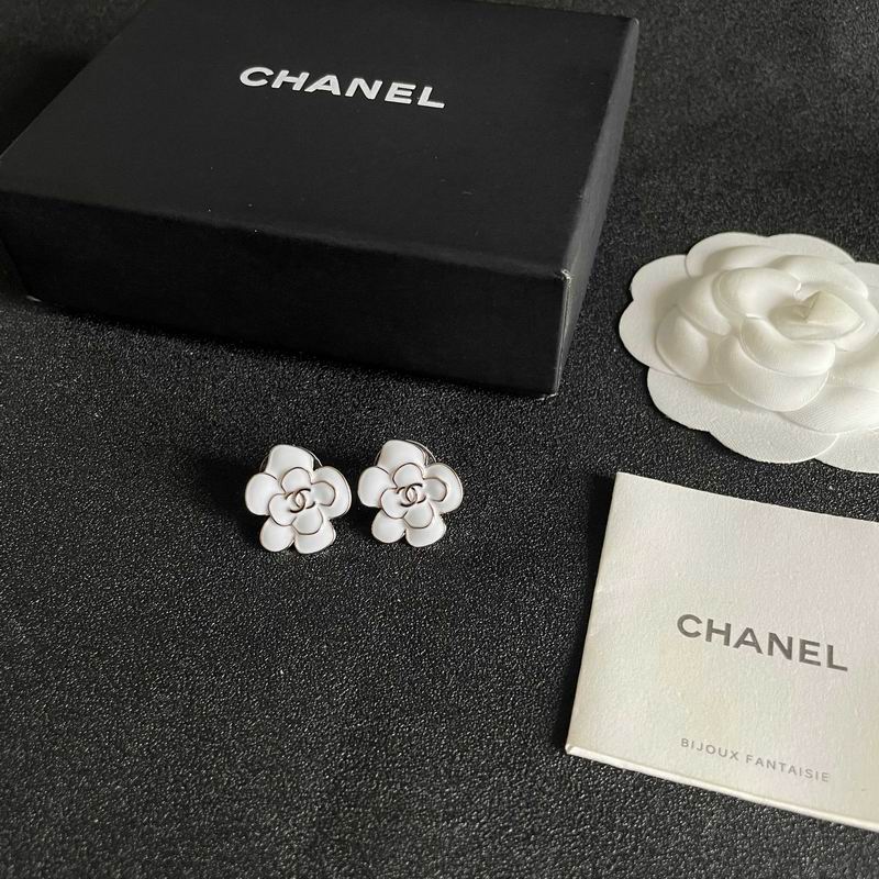 Chanel Earring 03yxs361