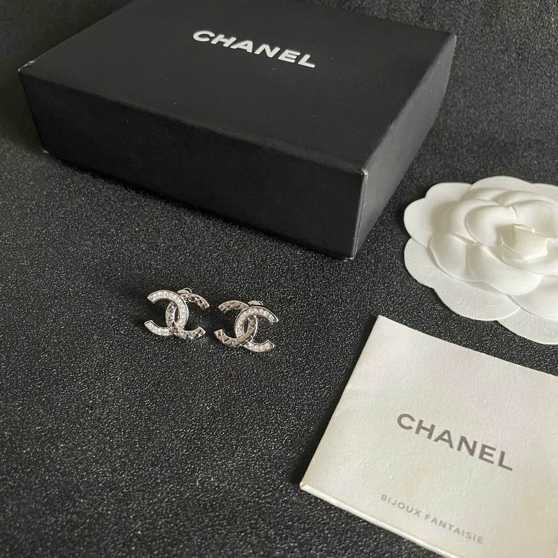 Chanel  Earring 03yxs482