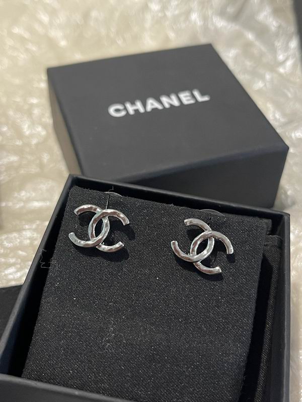 Chanel Earring 03yxs54