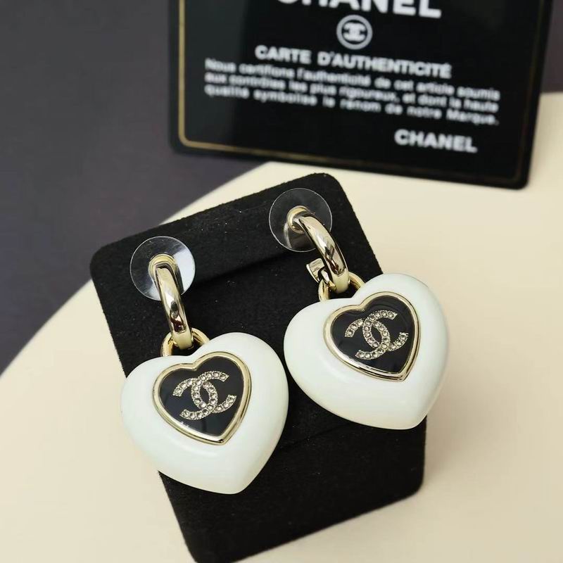 Chanel Earring 03yxs618