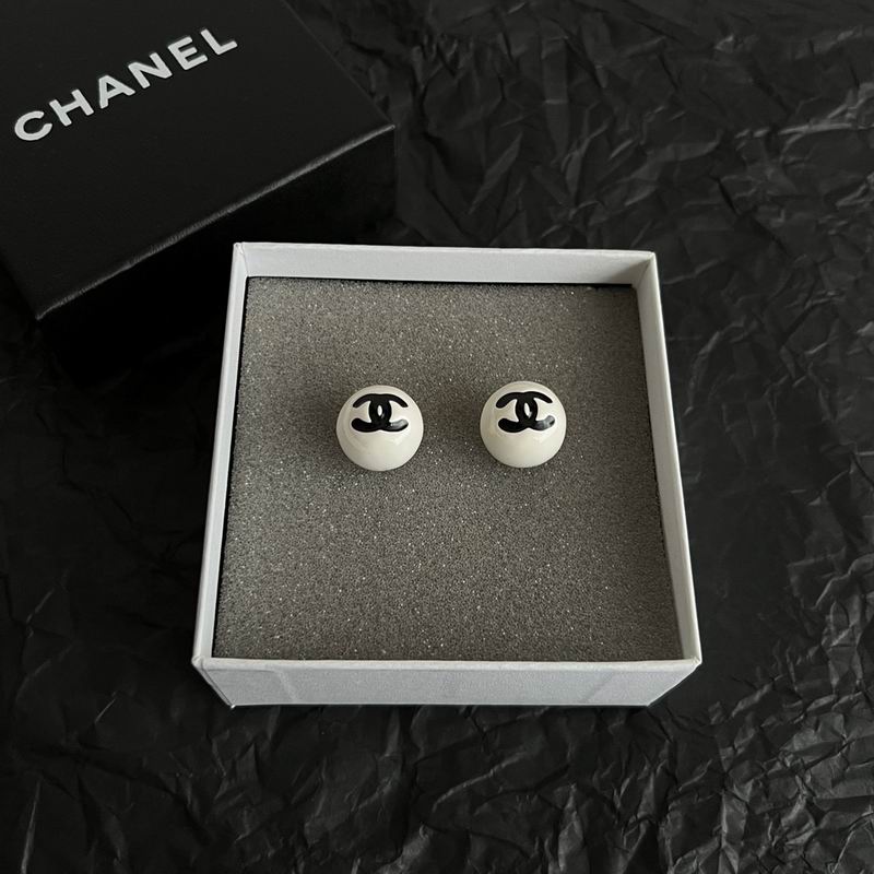Chanel Earring 03yxs620