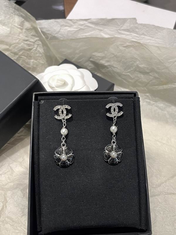 Chanel Earring 03yxs630