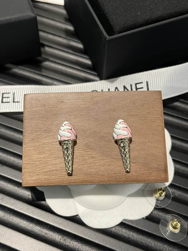 Chanel Earring 03yxs631