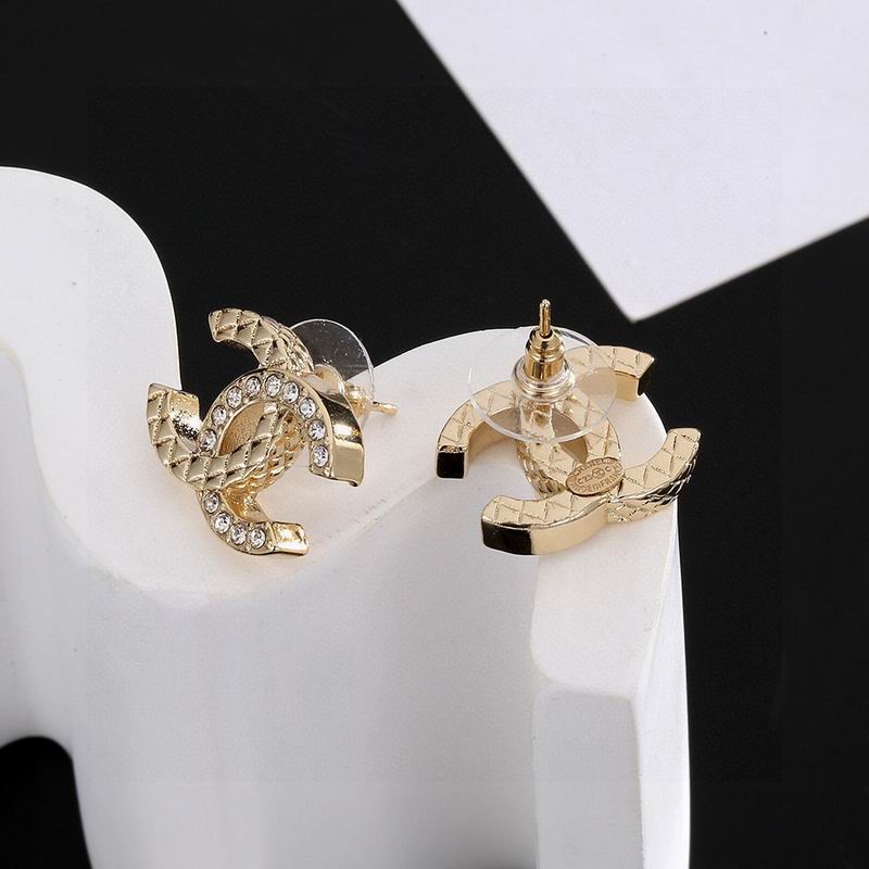Chanel Earring 03yxs639
