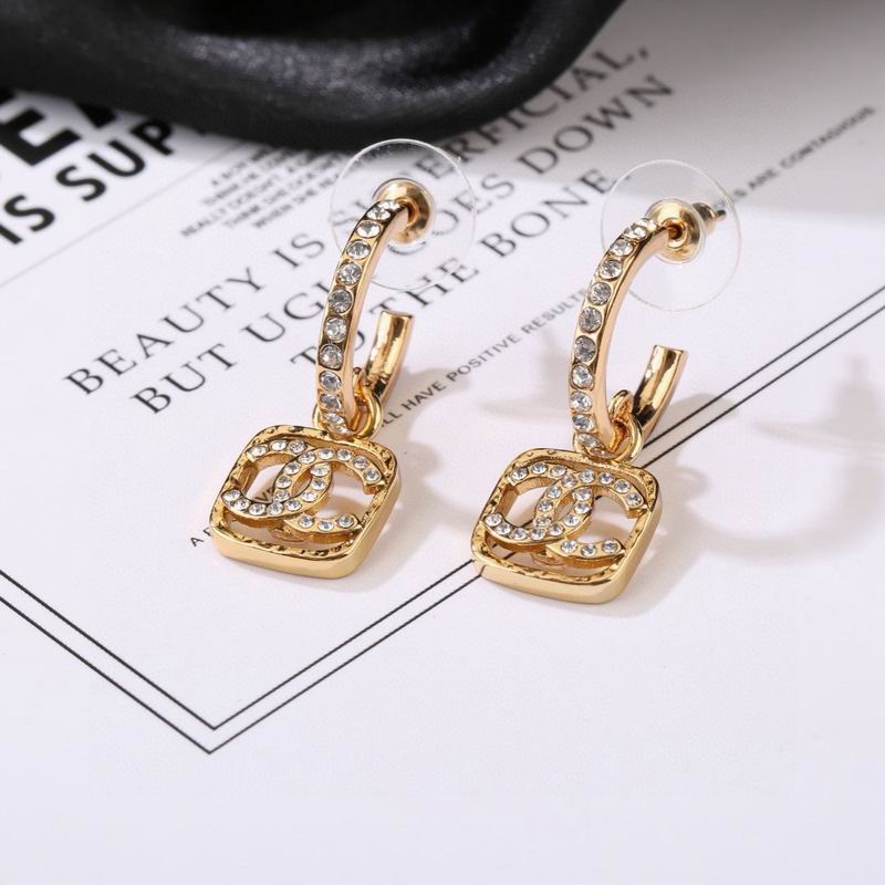 Chanel Earring 04yxs179