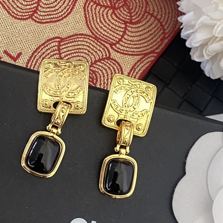 Chanel Earring 04yxs293