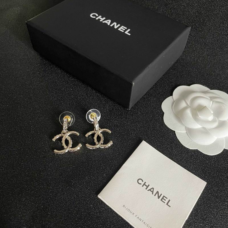 Chanel Earring 04yxs325