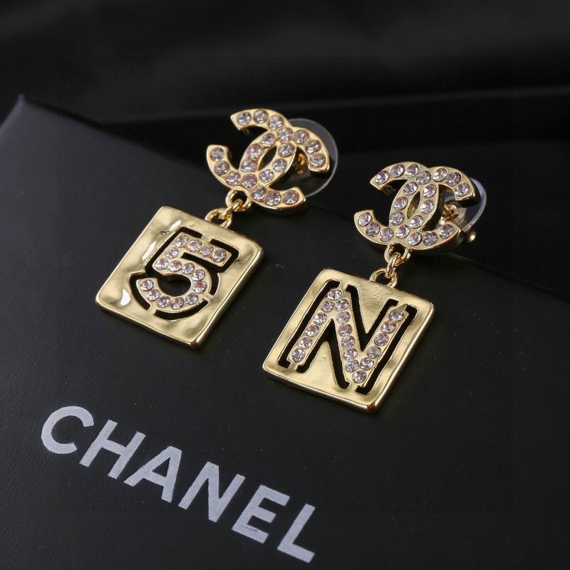 Chanel Earring 04yxs483