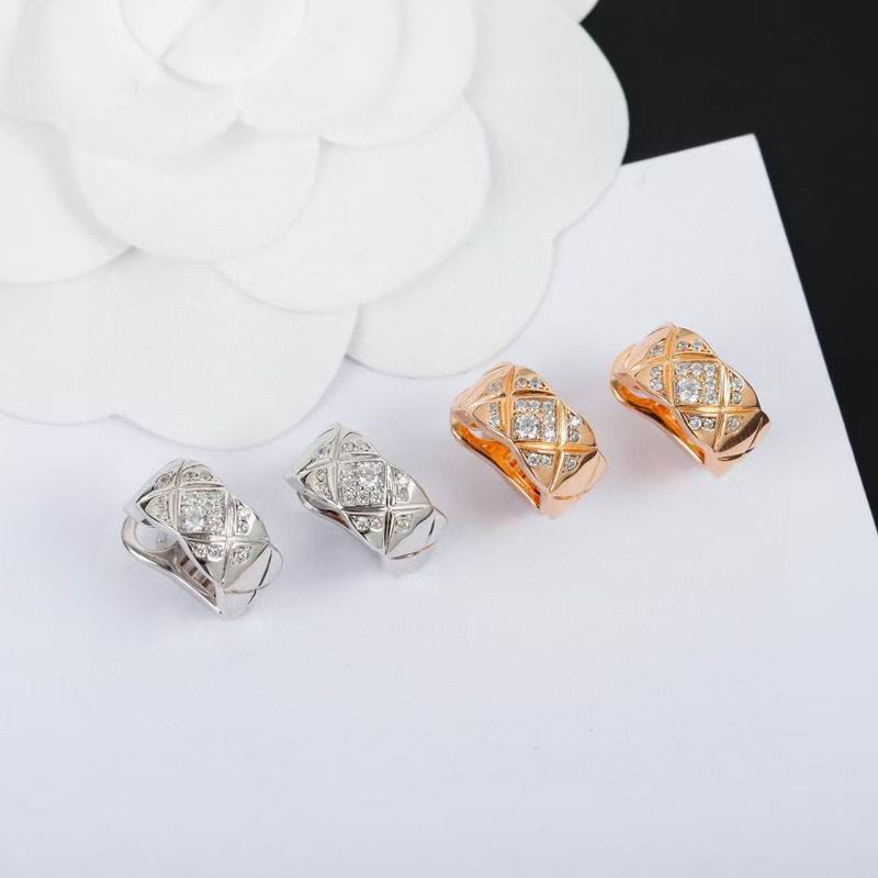 Chanel Earring 04yxs511