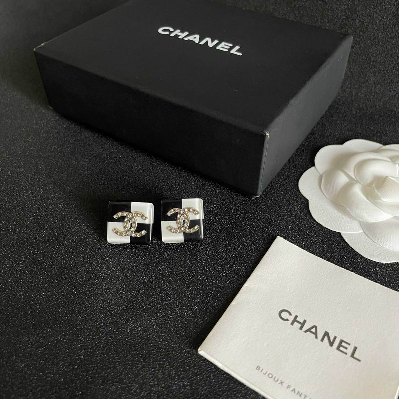 Chanel Earring 04yxs519