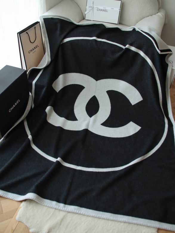 Chanel 135x170cm 09