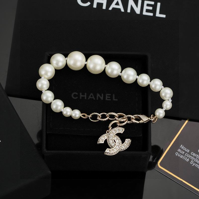 Chanel Bracelet 03yxs16