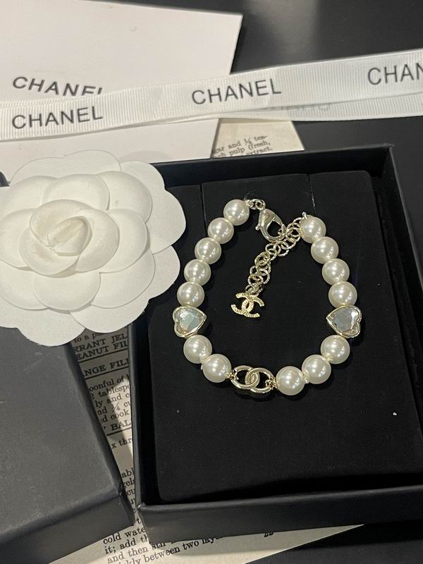 Chanel Bracelet 03yxs25