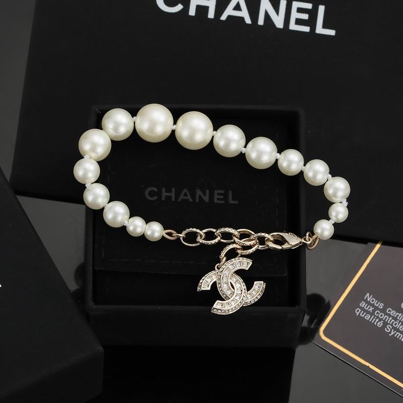 Chanel Bracelet 04yxs106