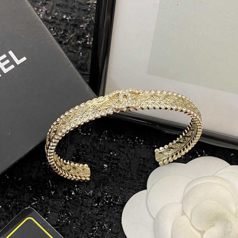 Chanel Bracelet 08yxq07