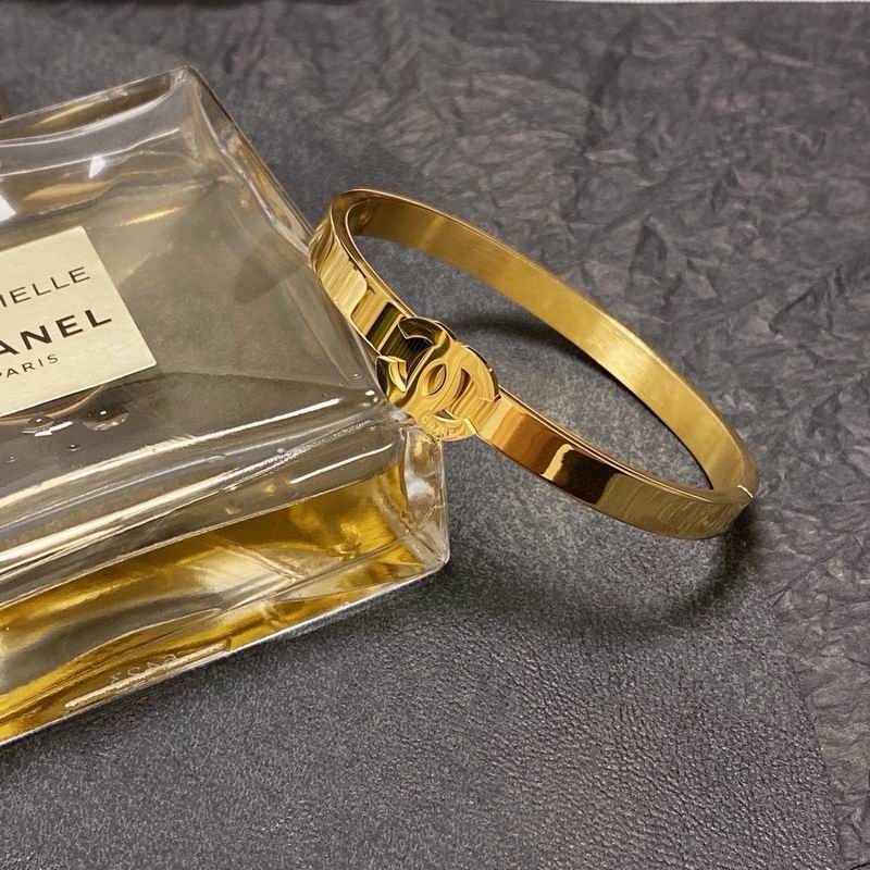 Chanel Bracelet 10yxx03
