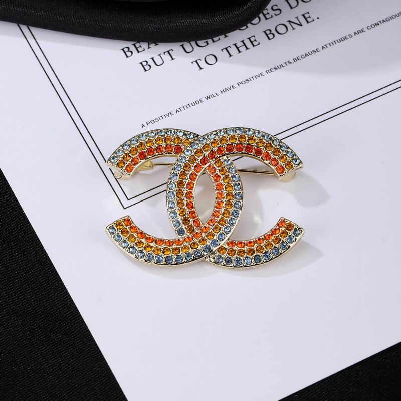 Chanel Brooch 02yxs77