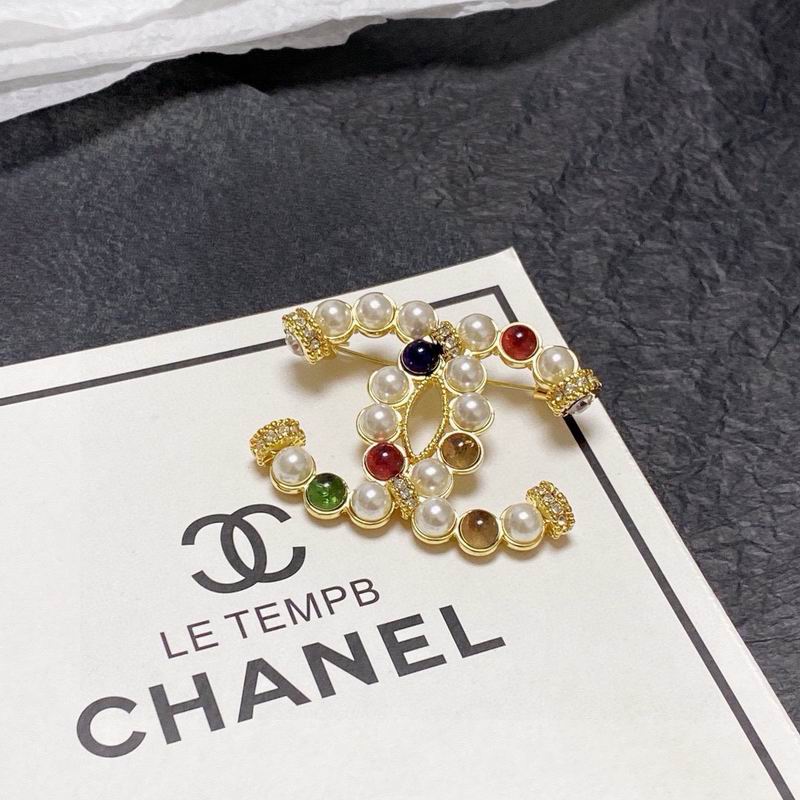 Chanel Brooch 03yxs251
