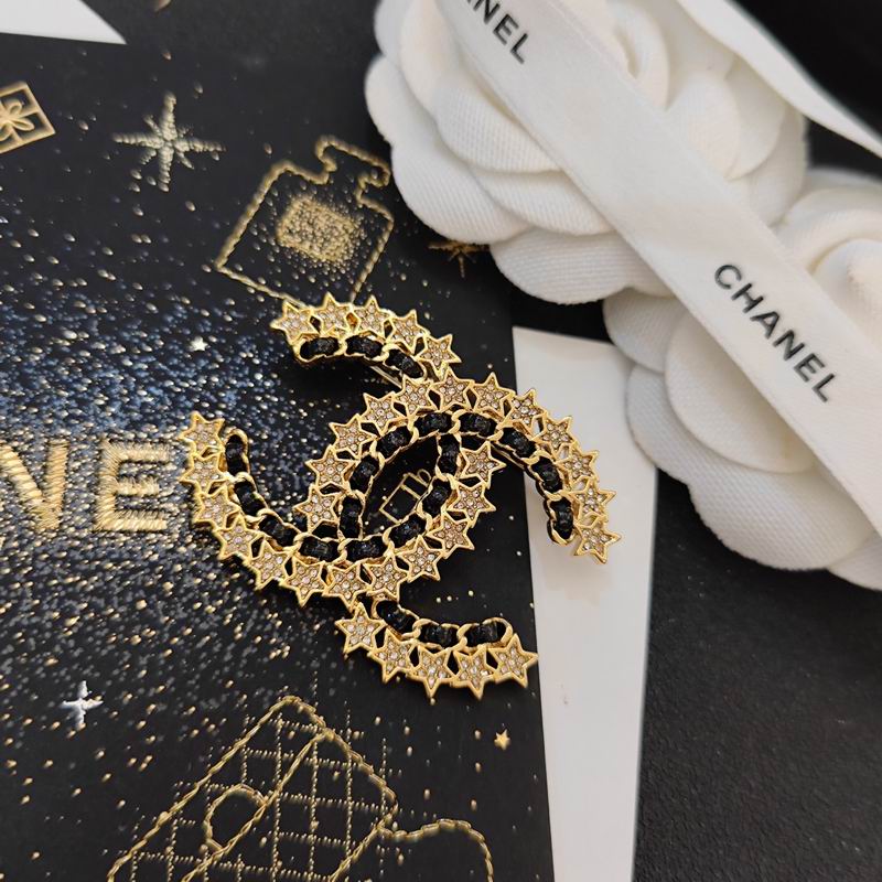 Chanel Brooch 04yxs108
