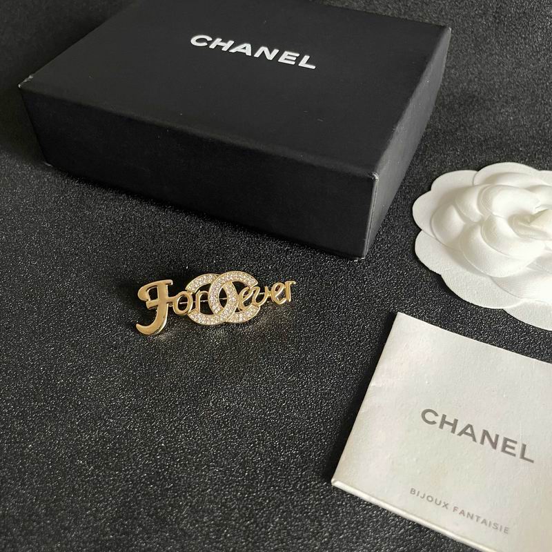 Chanel Brooch 04yxs147