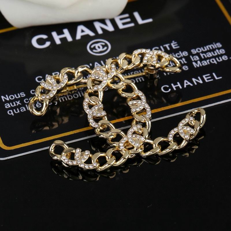 Chanel Brooch 04yxs170