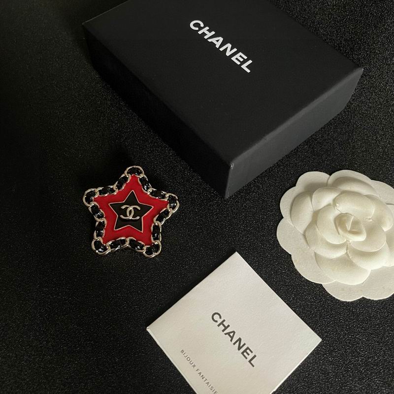 Chanel Brooch 04yxs46