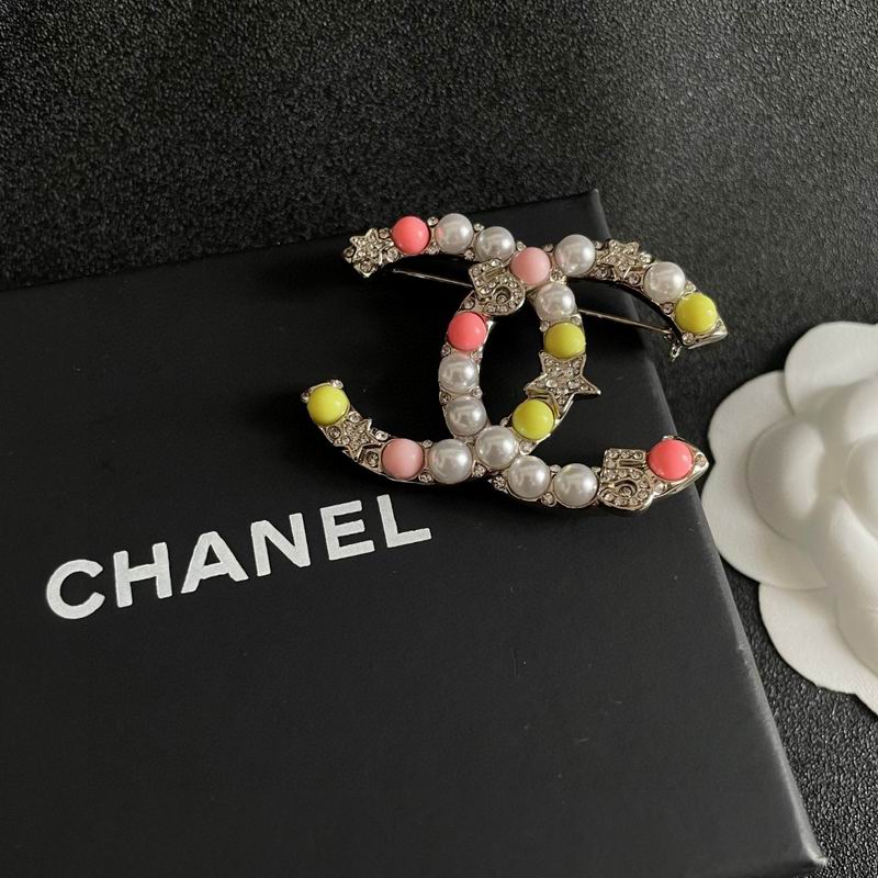 Chanel Brooch 05yxh27