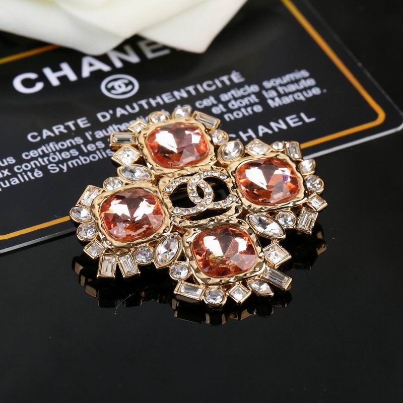 Chanel Brooch 05yxs185