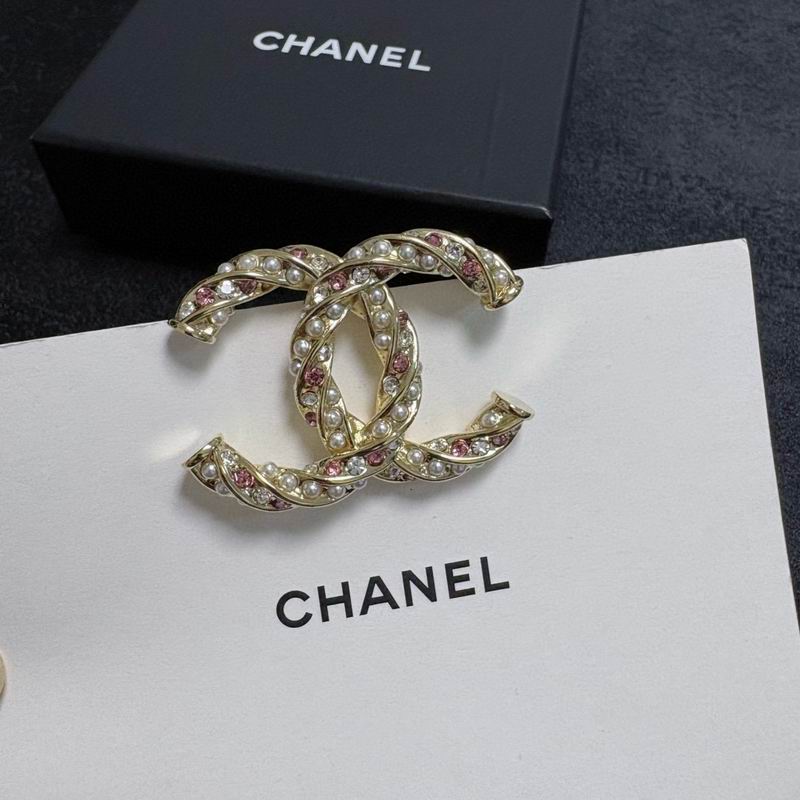 Chanel Brooch 05yxs194