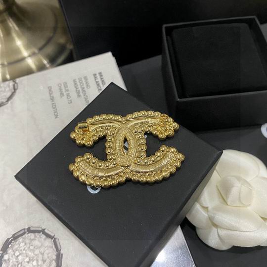 Chanel Brooch 11lyh24