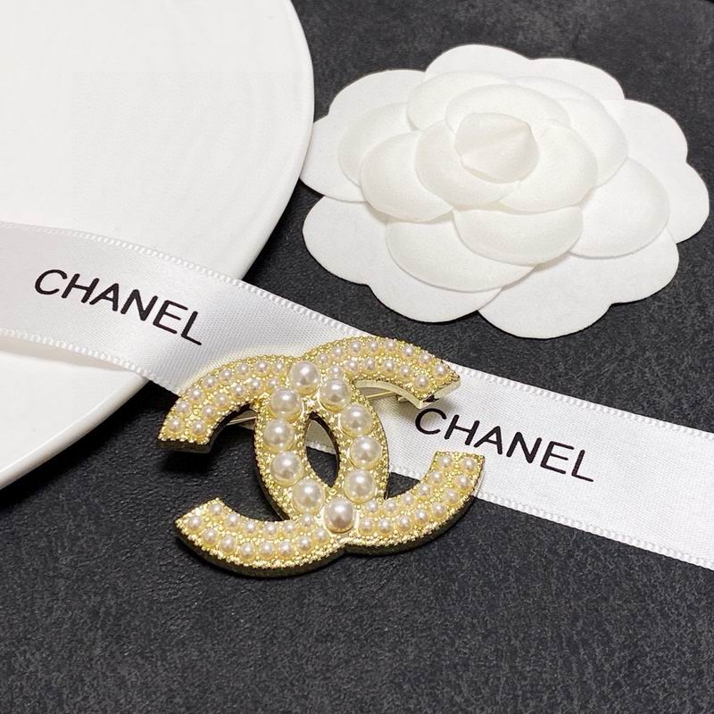 Chanel Brooch 11yxx161