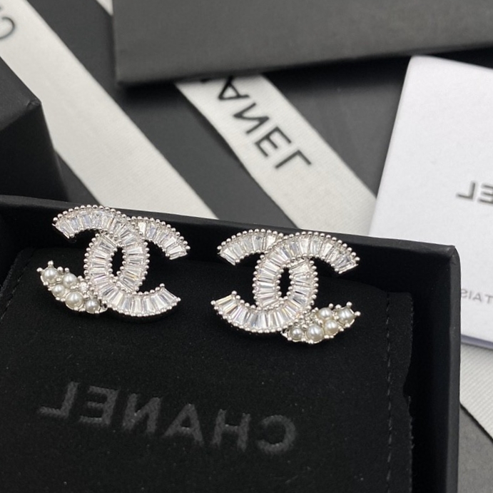 Chanel Earring 03yxs347