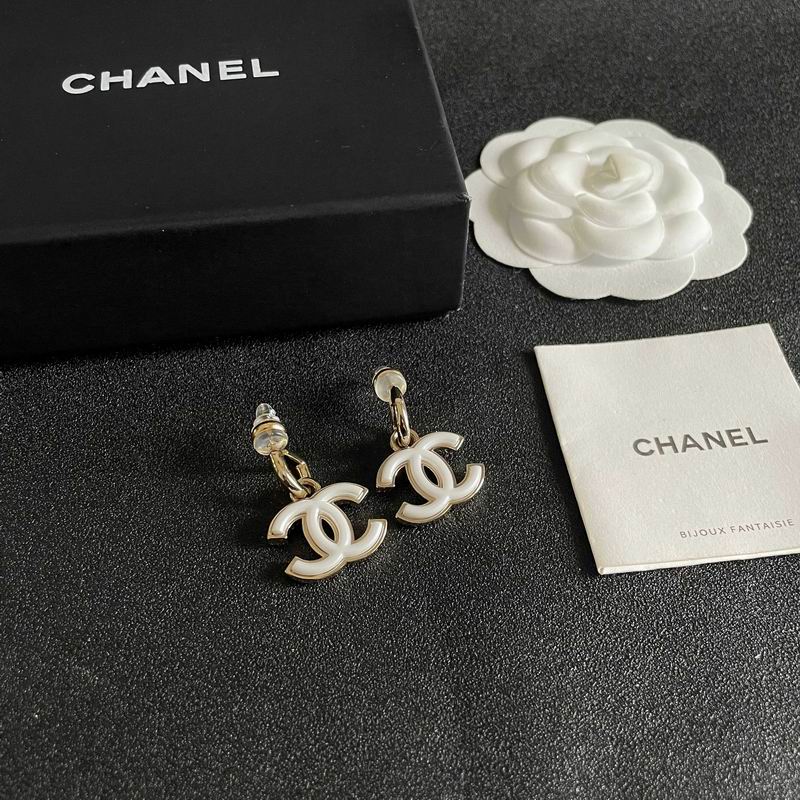 Chanel Earring 03yxs688