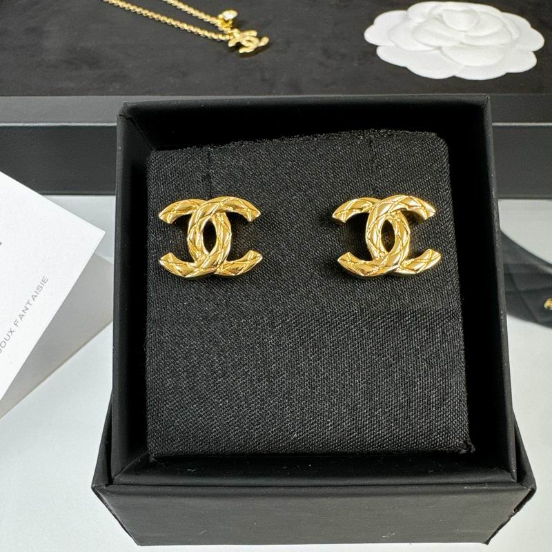 Chanel Earring 04yxs374