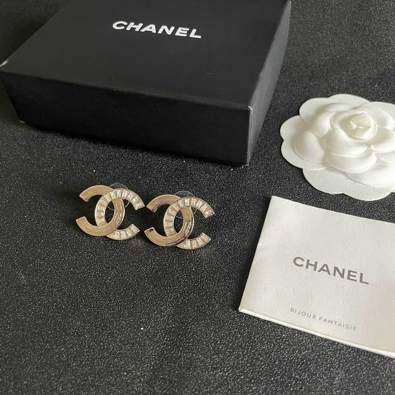 Chanel Earring 04yxs380