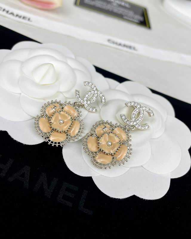 Chanel Earring 06yxh72