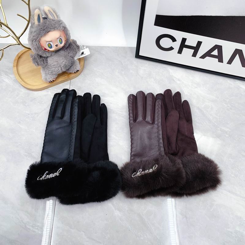Chanel Gloves dx09